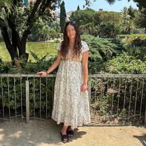 Meet your Posher, Nicole